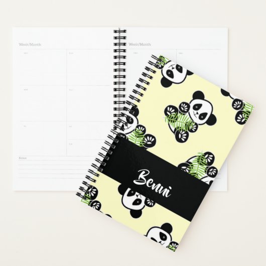 Panda bear with green bamboo leaves planer (Anzeige)