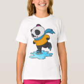 Panda bei Ice Skaten mit Ice Skate & Scarf T-Shirt (Vorderseite)