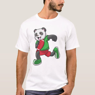 Panda beim Fußball mit Ausrüstung T-Shirt