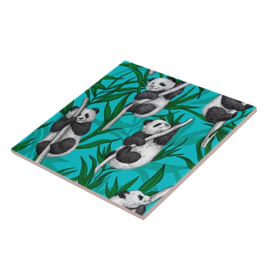 Panda Cubs auf Türkis Fliese (Seite)