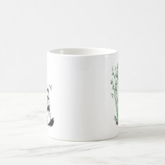 Panda, der Bambus isst Kaffeetasse (Mittel)