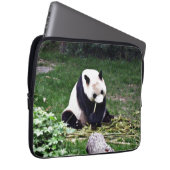 Panda, der Bambus isst Laptopschutzhülle (Vorne Rechts)