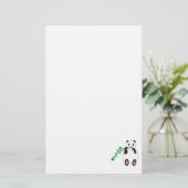 Panda Eating Bamboo Stationery Briefpapier (Stehend Vorderseite)
