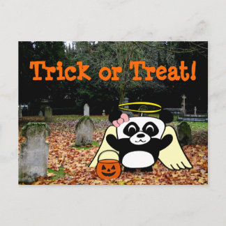 Panda in Angel Kostüm Beängstigender Friedhof Postkarte
