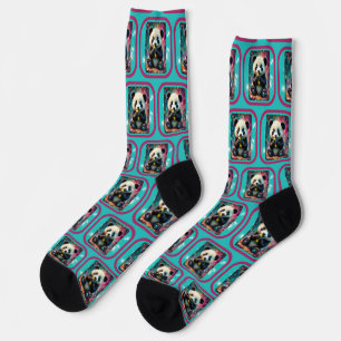 Panda isst ein Hecht Socken