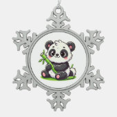 Panda | Ivaniby Schneeflocken Zinn-Ornament (Vorderseite)
