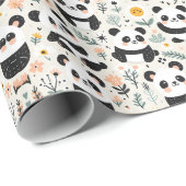 Panda Magic: Adorable Wrapping Paper Design Geschenkpapier (Rolleneckpunkt)