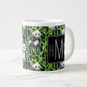 Panda mit Bambus Wasserfarbmuster| Monogramm Jumbo-Tasse (Vorderseite Rechts)