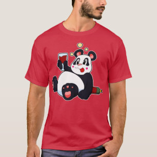 Panda mit Glas Rotwein T-Shirt
