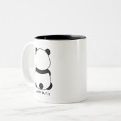 Panda-Monium in einem Cup! 🐼 ☕ 😂 Zweifarbige Tasse (Vorderseite Links)
