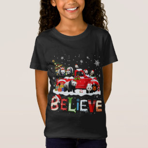 Panda Riding Red Truck Weihnachtsbaum glauben Sant T-Shirt