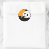 Panda. Runder Aufkleber (Tasche)
