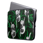 Panda-Sträucher auf dunkelgrüner Ebene Laptopschutzhülle (Vorderseite Links)