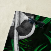 Panda-Sträucher auf dunkelgrüner Ebene Strandtuch (Beispiel)