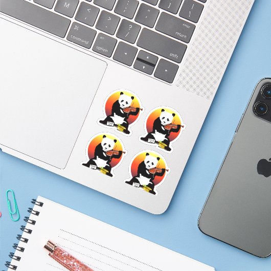 Panda Violinst Aufkleber (Laptop mit iPhone)