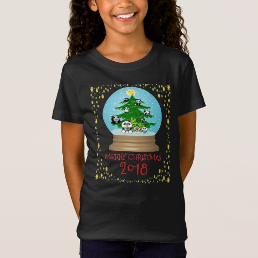 Panda-Weihnachtsbaum Snowglobe T-Shirt (Vorderseite)