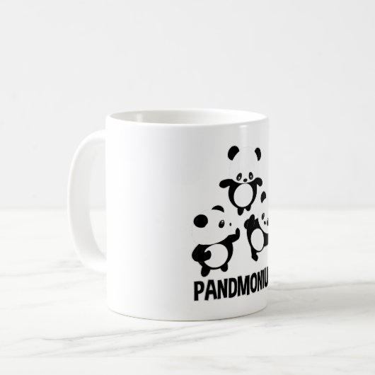 Pandamonium TShirt Funny Panda Bear Pun T-Shirt Kaffeetasse (Vorderseite Links)