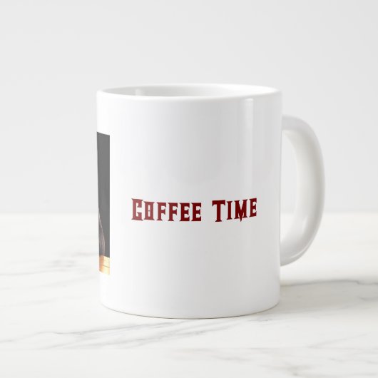 Panda's Coffee Break Jumbo-Tasse (Vorderseite Rechts)