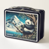 Panda's Forest Hideaway: Bambus Delight Metall Brotdose (Vorderseite)