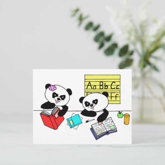 Pandas learning at school postkarte (Stehend Vorderseite)