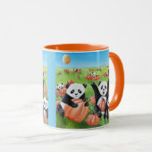 Pandas und Pumpkins Fall Tasse (VorderseiteRechts)