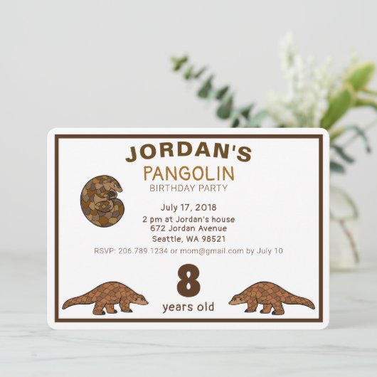 Pangolin Geburtstagseinladung Ankündigung (Stehend Vorderseite)