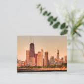 Panorama der Skyline von Chicago bei Sonnenaufgang Postkarte (Stehend Vorderseite)