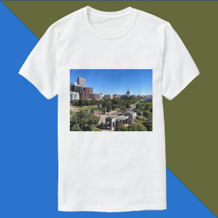 Panorama der Skyline von Downtown Denver Colorado T-Shirt