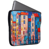 Panorama der Straße mit bunten Zuhause. Eindruck Laptopschutzhülle (Vorne Rechts)