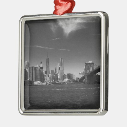 Panorama-Schwarz-weiß Brooklyn Silbernes Ornament (Links)