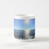 Panorama-Vista von Rocky Shoreline Kaffeetasse (Mittel)
