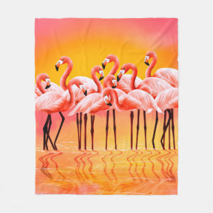 Panorama von rosa Flamingos auf einem hellrosa Hin Fleecedecke