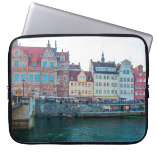 Panorama von typisch bunten dekorativen mittelalte laptopschutzhülle