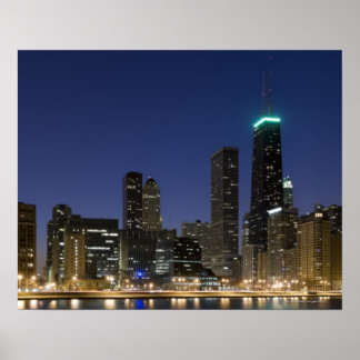 Panoramablick auf den See von Chicago bei Dämmerun Poster