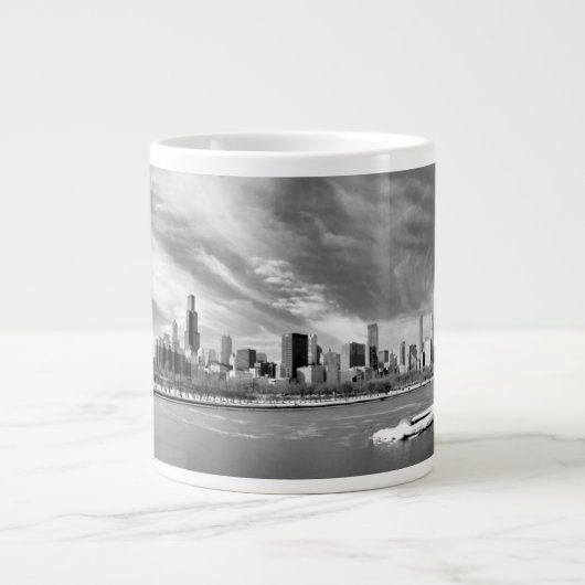 Panoramablick von Chicago-Skylinen im Winter Jumbo-Tasse (Vorderseite)