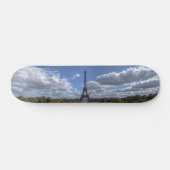 Panoramasicht auf den Eiffelturm von Trocadero aus Skateboard (Horizontal)