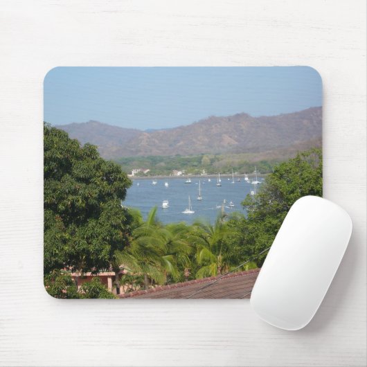 Panoramasicht auf den Strand von Flamingo, Costa R Mousepad (Mit Mouse)