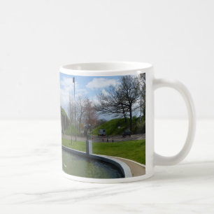 Panoramator und Brunnen Naarden Tasse