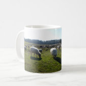 Panoramische Heide mit der Schaf-Tasse Kaffeetasse (Vorderseite Links)