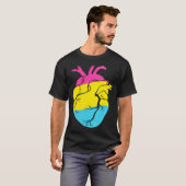Pansexual Pride Heart Flag T-Shirt (Vorne ganz)