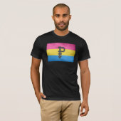 Pansexual-Stolperflagge T-Shirt (Vorne ganz)