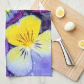 Pansy Blume schwimmen im Vogelbad mit Tau 2 Handtuch (Viertel Falte)