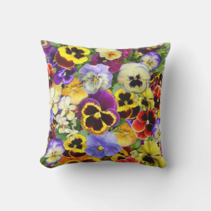 Pansy Cascade Outdoor Pillow Kissen