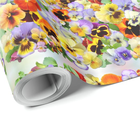 Pansy Collage Geschenkpapier (Rolleneckpunkt)