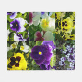 Pansy Foto Collage: Kaleidoskop der blühenden Schö Fleecedecke (Vorderseite (Horizontal))