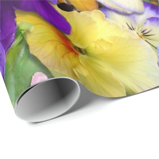 Pansy Patchwork Geschenkpapier (Rolleneckpunkt)