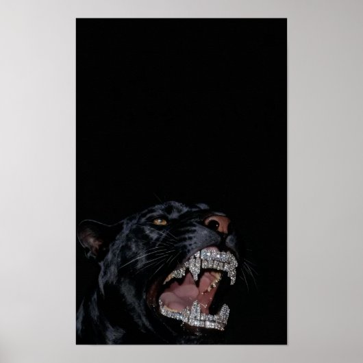 Panther with Diamond-Encrusted Teeth Poster (Vorne)
