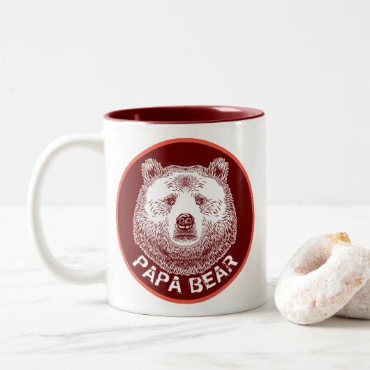 Papa-Bär, Handgezeichnete Illustration Zweifarbige Tasse (Mit Donut)