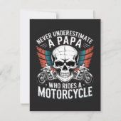 Papa Biker, der ein Motorrad fährt Einladung (Vorderseite)