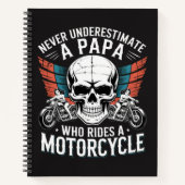 Papa Biker, der ein Motorrad fährt Notizblock (Vorderseite)